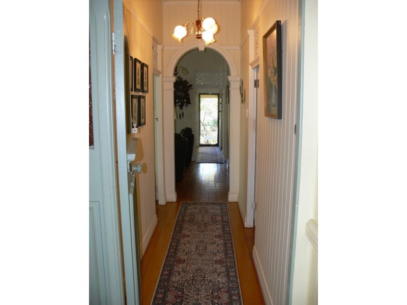 2 Mack Street, Esk QLD 4312