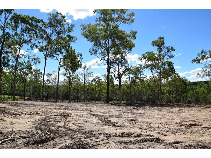 292 Edinburgh Drive, Mount Hallen QLD 4312