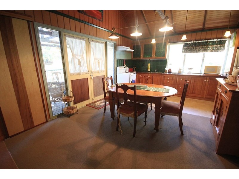 22 Ann Street, Esk QLD 4312