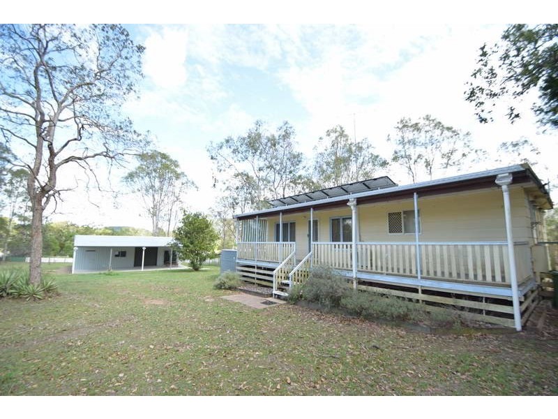 48 Cedar Avenue, Esk QLD 4312