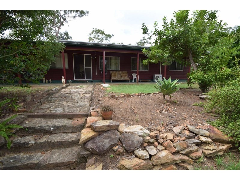 518 Willaura Drive, Mount Hallen QLD 4312