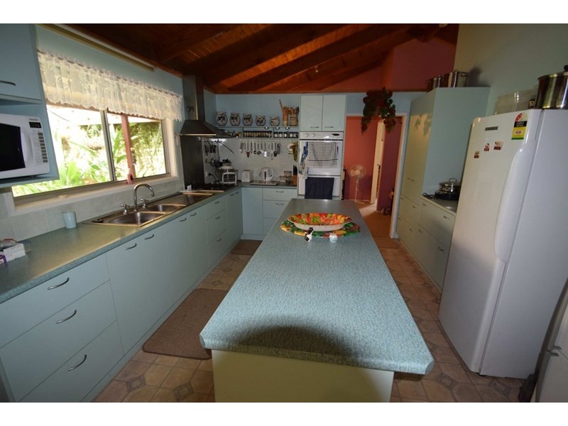 518 Willaura Drive, Mount Hallen QLD 4312