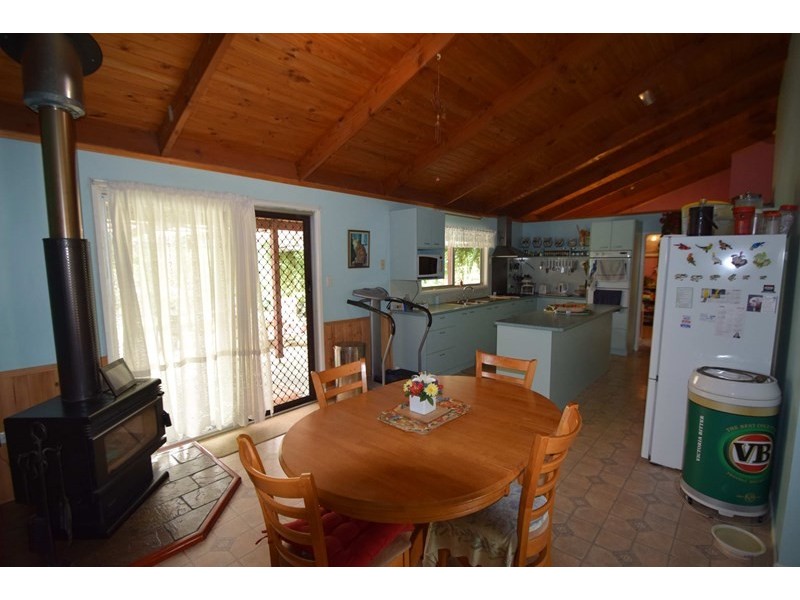 518 Willaura Drive, Mount Hallen QLD 4312