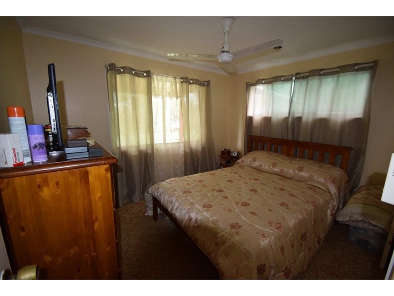 518 Willaura Drive, Mount Hallen QLD 4312