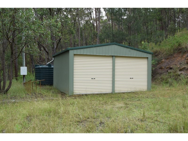 19 Crest Court, Esk QLD 4312