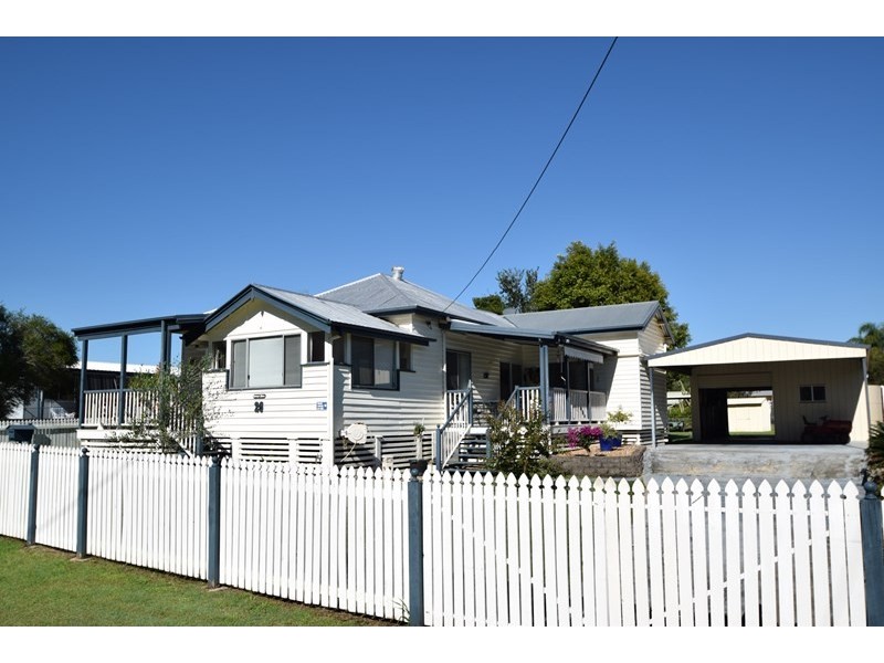 26 Russell Street, Esk QLD 4312