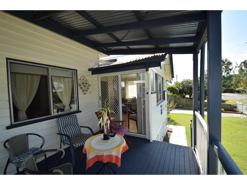 26 Russell Street, Esk QLD 4312