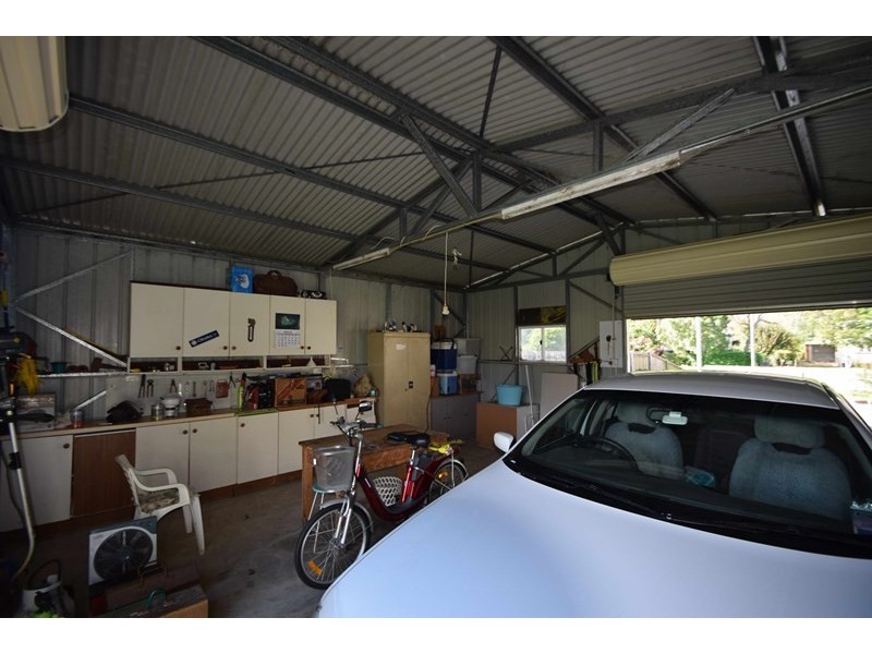 26 Russell Street, Esk QLD 4312