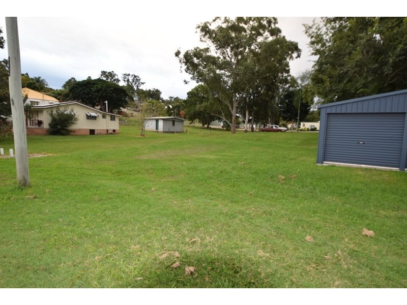 11 Kennedy Street, Kilcoy QLD 4515