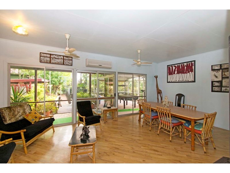 260 Ipswich Street, Esk QLD 4312