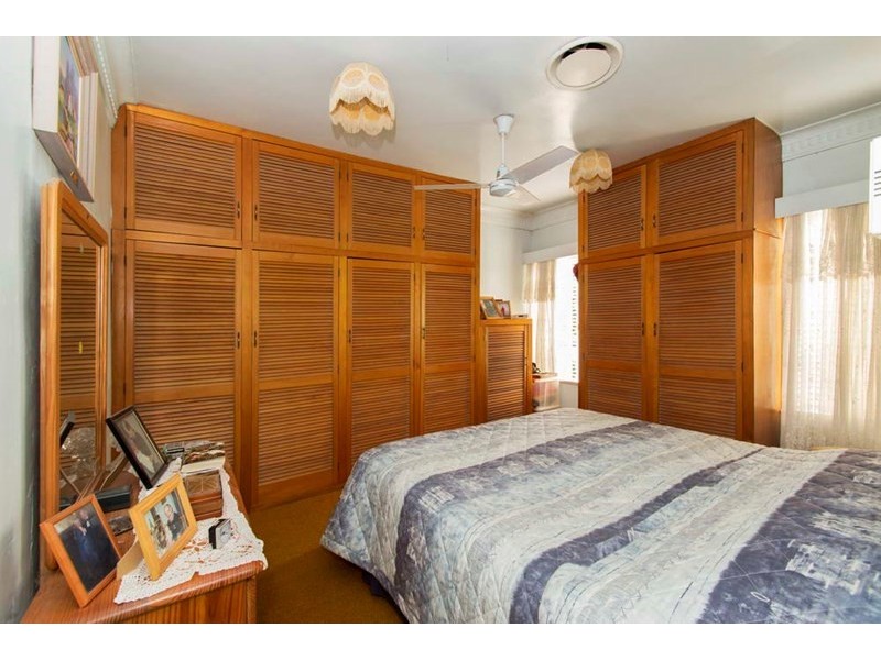 260 Ipswich Street, Esk QLD 4312