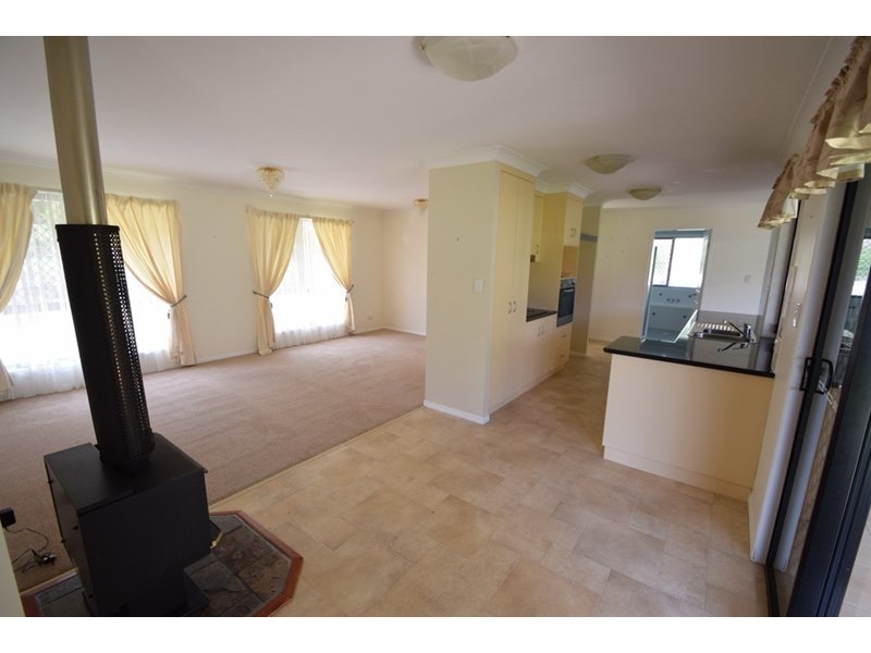 260 Esk Hampton Road, Esk QLD 4312