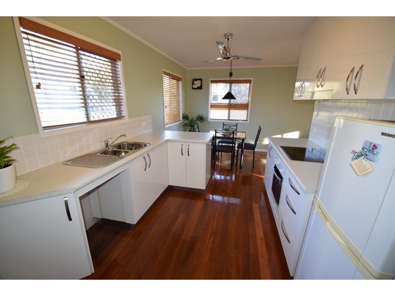 26 Short Street, Esk QLD 4312