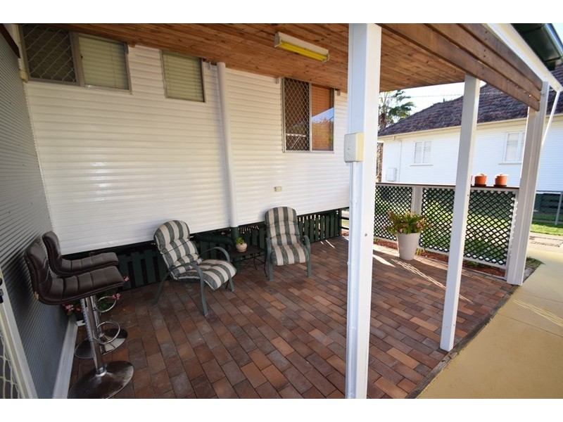 26 Short Street, Esk QLD 4312