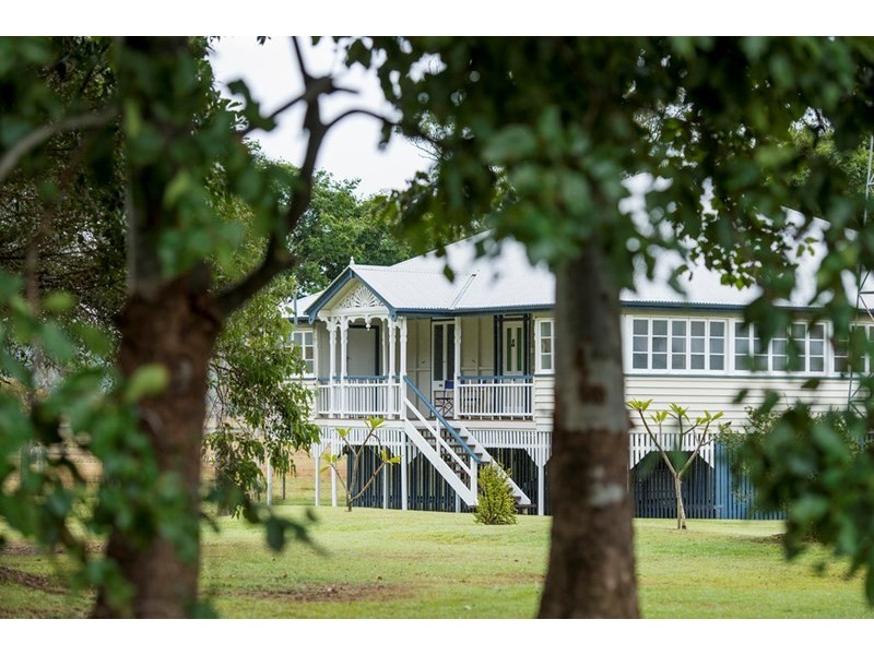 1458 Neurum Road, Mount Archer QLD 4514