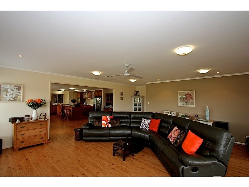 Wivenhoe Pocket QLD 4306