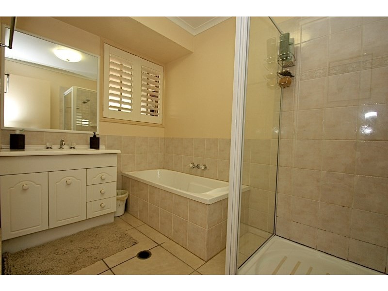 Wivenhoe Pocket QLD 4306