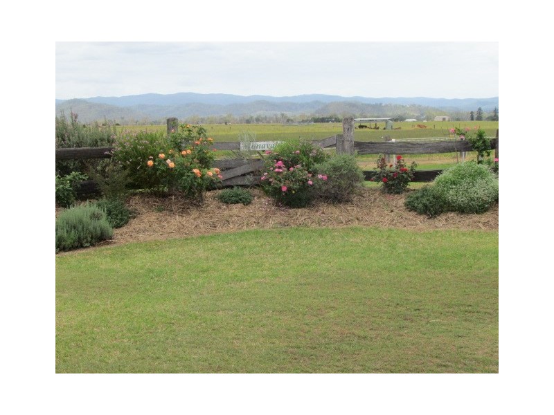 Wivenhoe Pocket QLD 4306