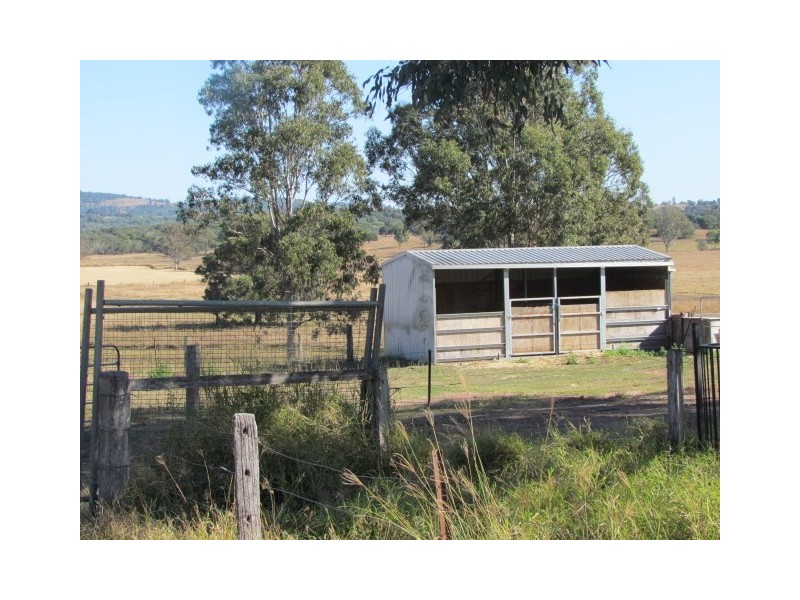 99 Randalls Road, Fairney View QLD 4306