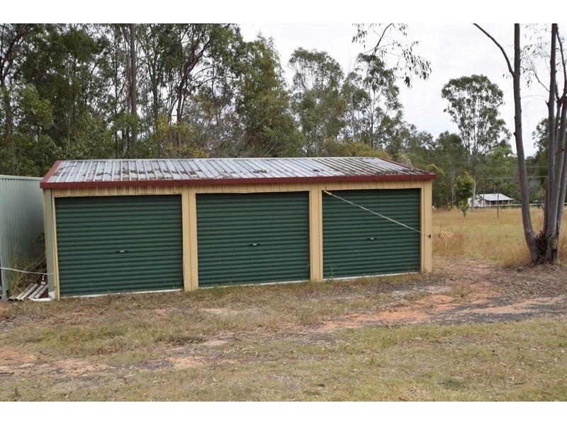 69 Pine Crescent, Esk QLD 4312