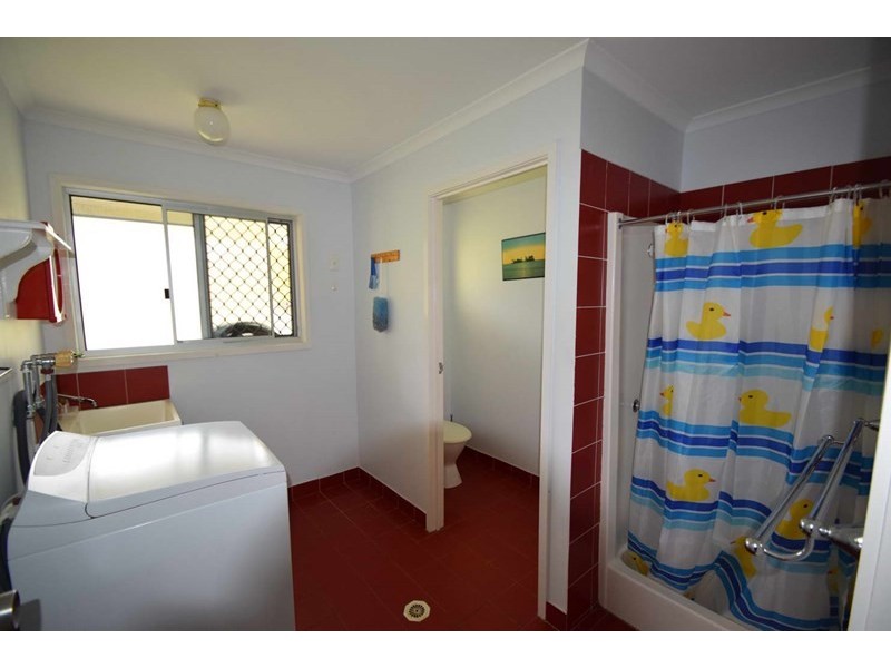 69 Pine Crescent, Esk QLD 4312