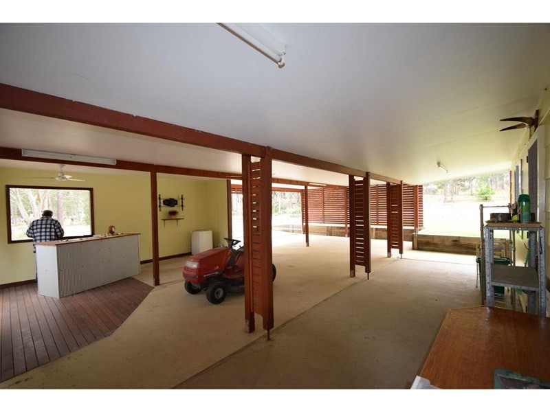 69 Pine Crescent, Esk QLD 4312