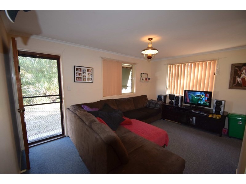 36 Middle Street, Esk QLD 4312