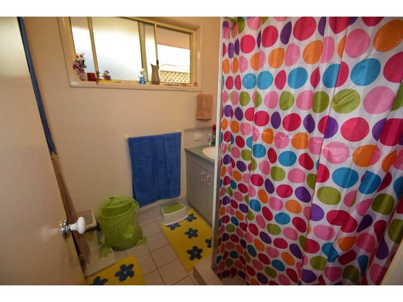 36 Middle Street, Esk QLD 4312