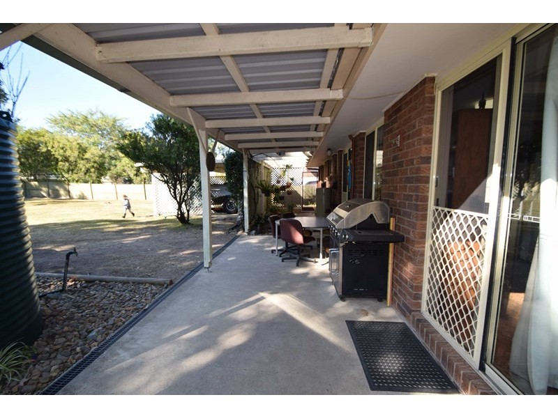 36 Middle Street, Esk QLD 4312