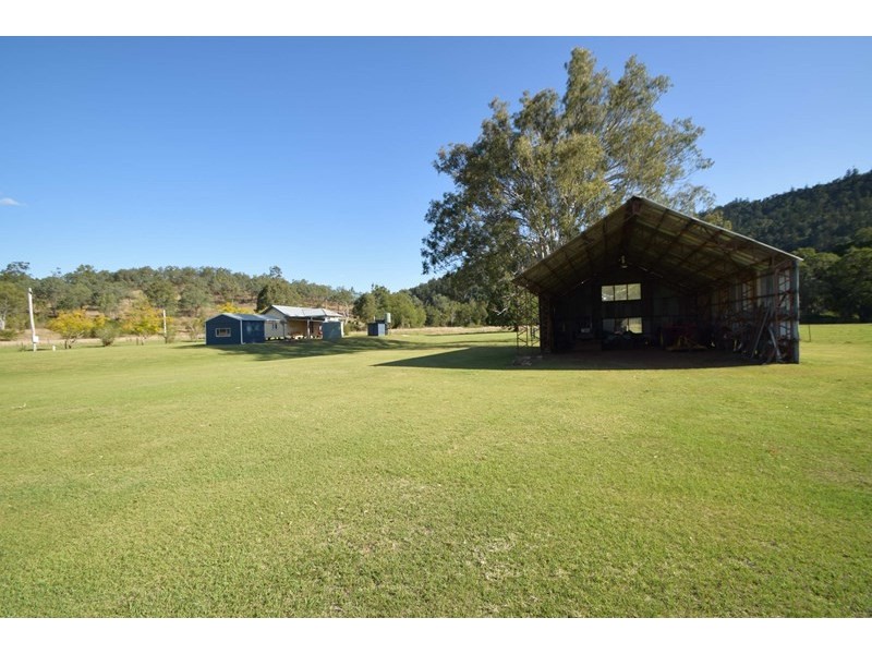942 Kipper Creek Road, Biarra QLD 4313