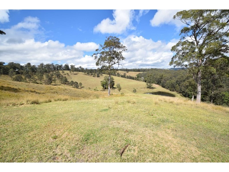 421 Brennan Road, Redbank Creek QLD 4312