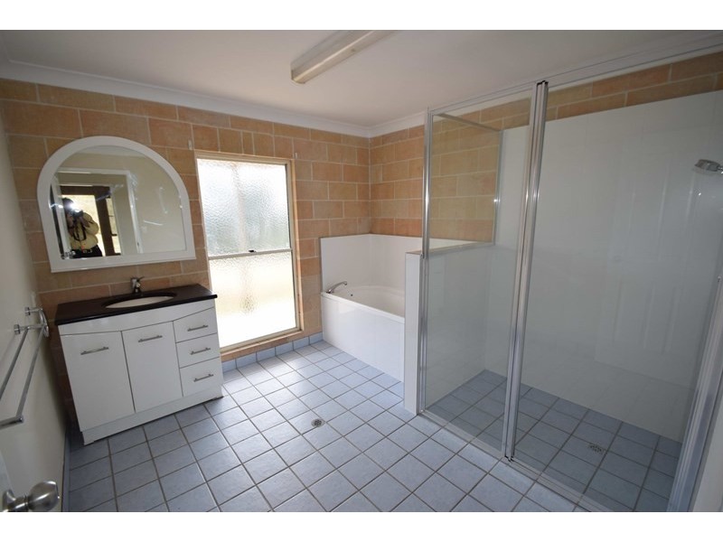 421 Brennan Road, Redbank Creek QLD 4312