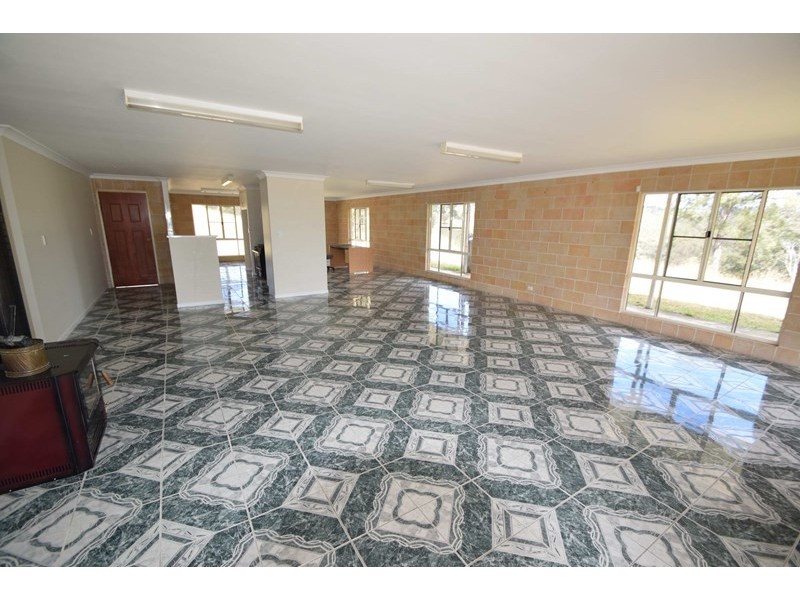 421 Brennan Road, Redbank Creek QLD 4312