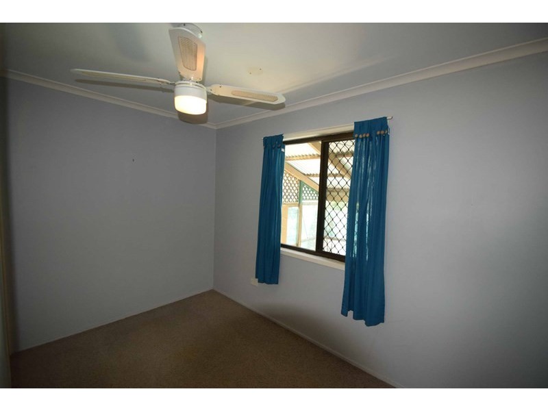 21 Down Street, Esk QLD 4312