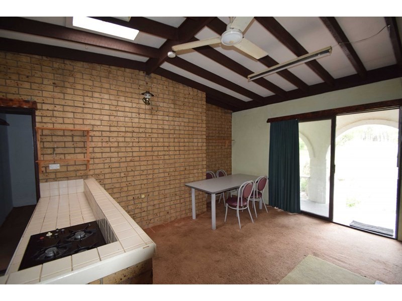 91 Pine Crescent, Esk QLD 4312