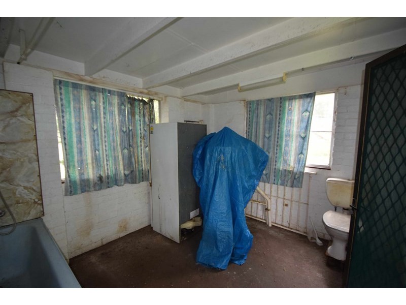 91 Pine Crescent, Esk QLD 4312