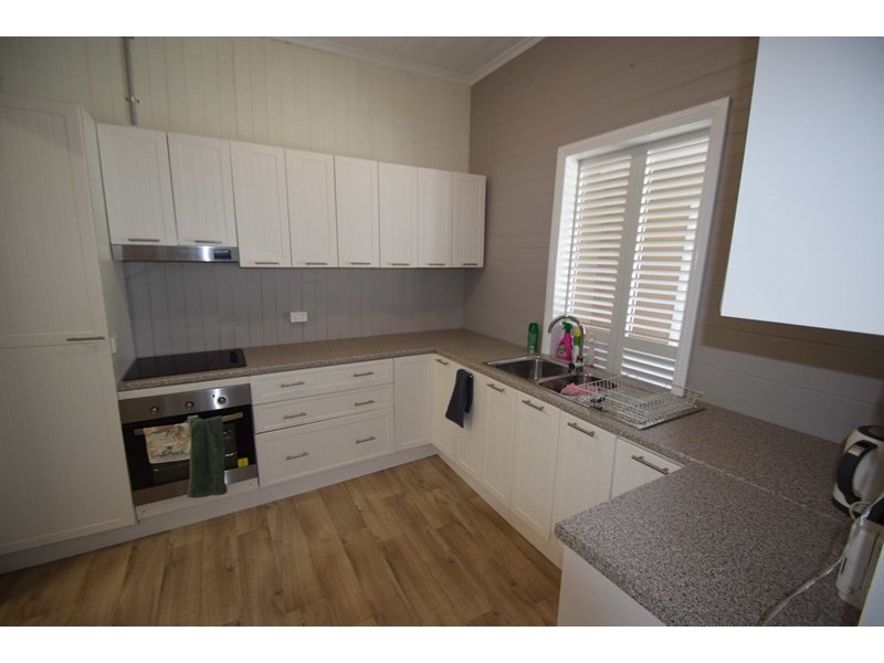 238 Ipswich Street, Esk QLD 4312