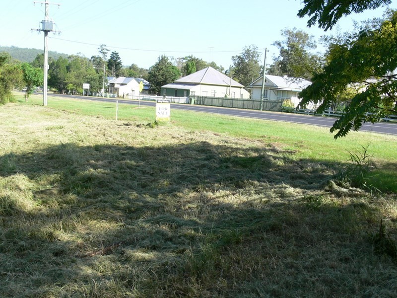 60-62 Ipswich Street, Esk QLD 4312