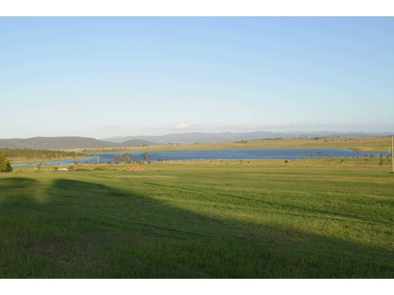 122 Glen Esk Road, Glen Esk QLD 4312