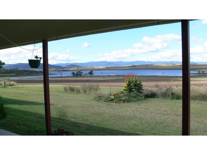 122 Glen Esk Road, Glen Esk QLD 4312