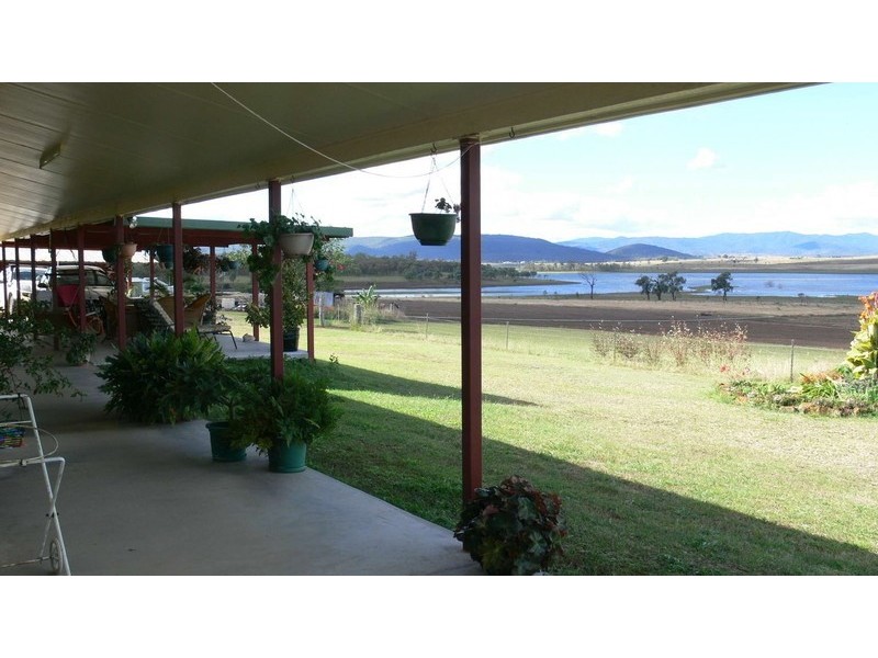 122 Glen Esk Road, Glen Esk QLD 4312