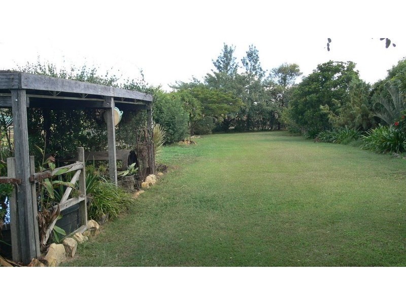 122 Glen Esk Road, Glen Esk QLD 4312