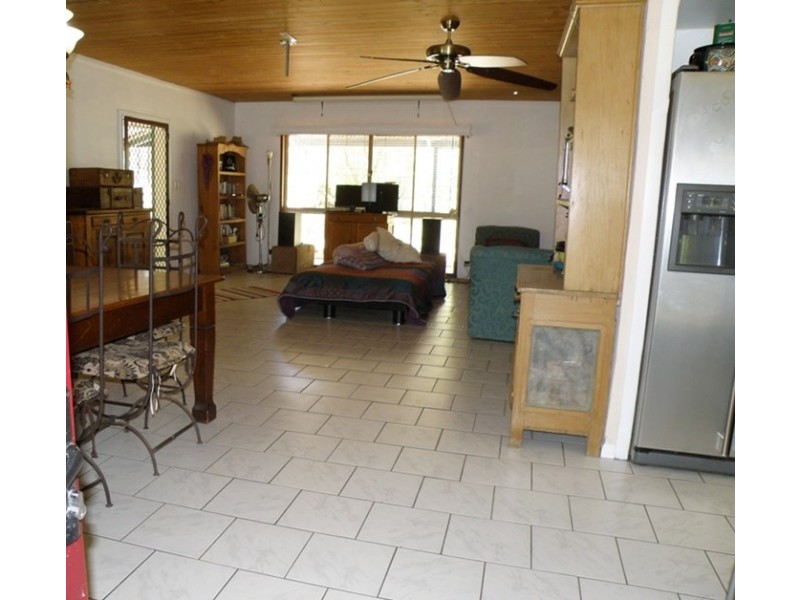 38 Laurel Street, Esk QLD 4312