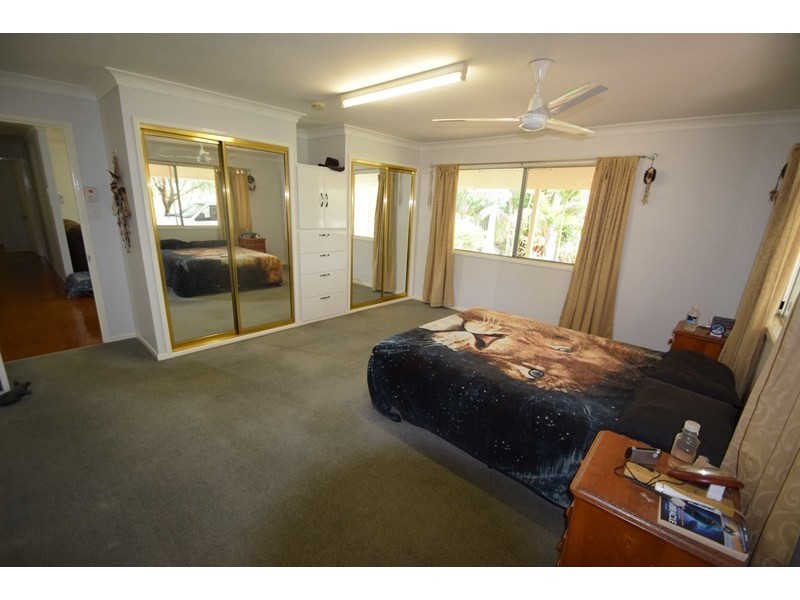 122 Pine Crescent, Esk QLD 4312