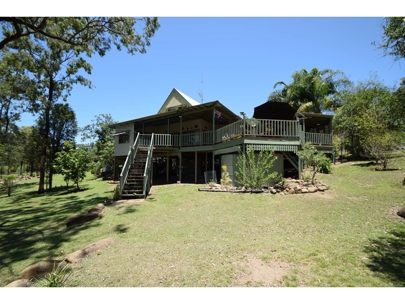 91 Lakeview Drive, Esk QLD 4312