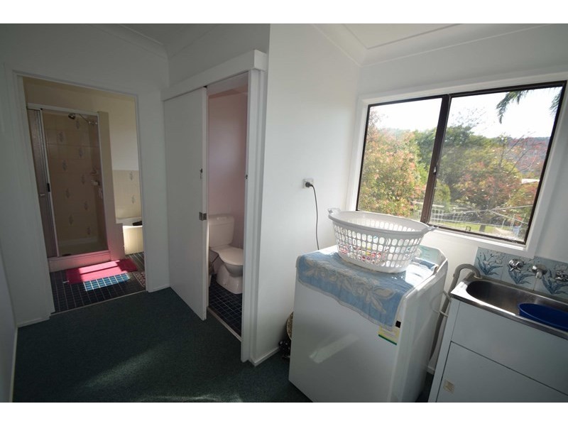 32 Down Street, Esk QLD 4312