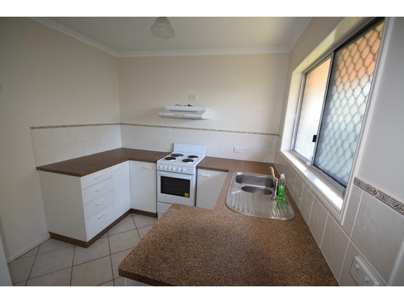 35 Adelaide Street, Esk QLD 4312