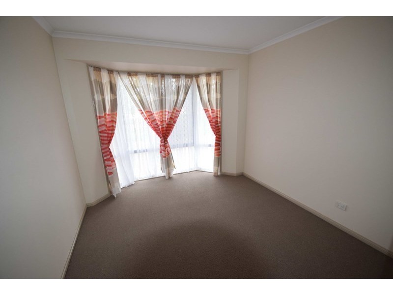 35 Adelaide Street, Esk QLD 4312