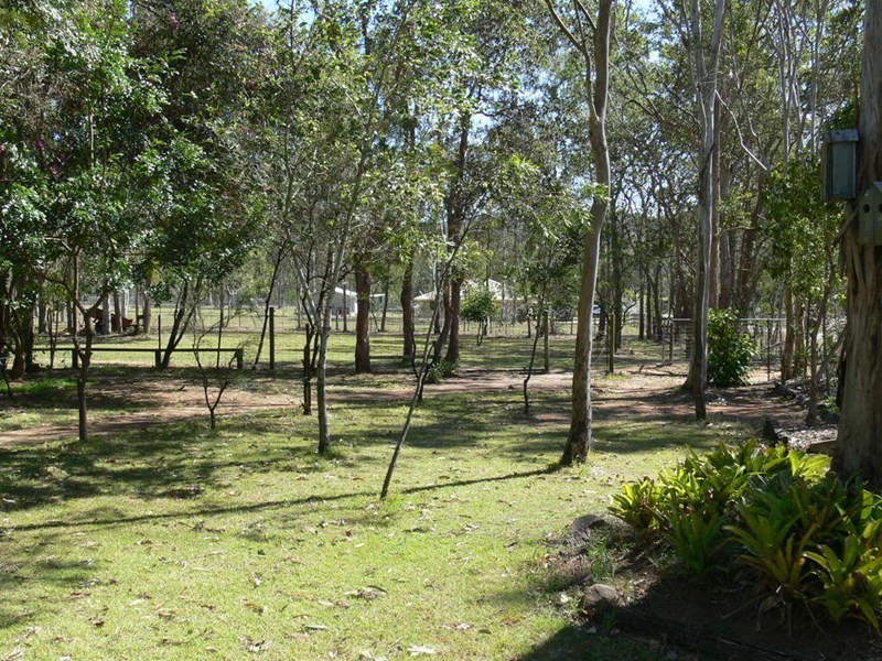 33 Cedar Avenue, Esk QLD 4312