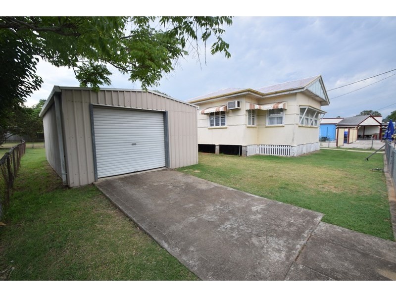 1 Pryde Street, Esk QLD 4312